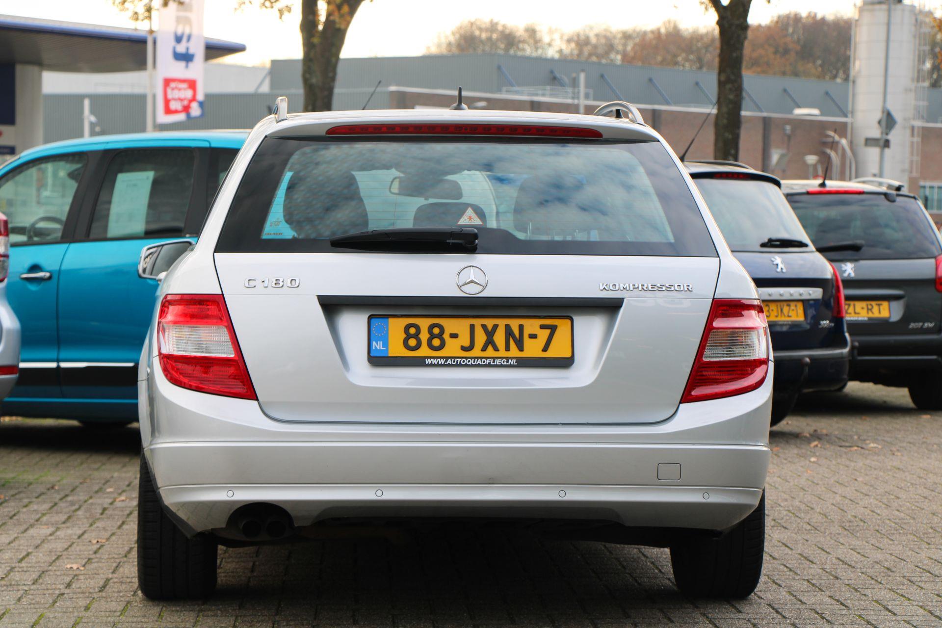 25474207-6.jpg