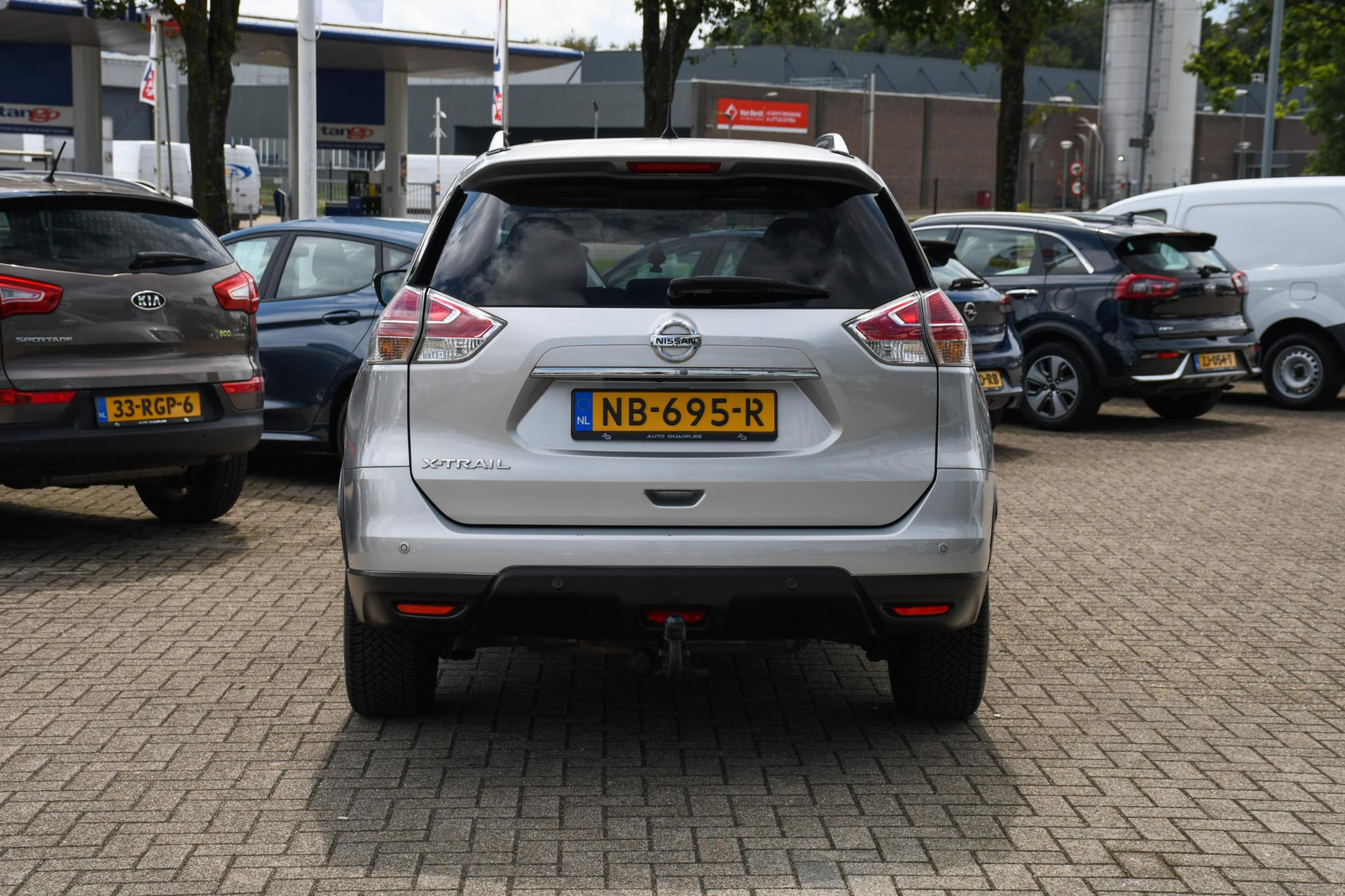 39721336-8.jpg