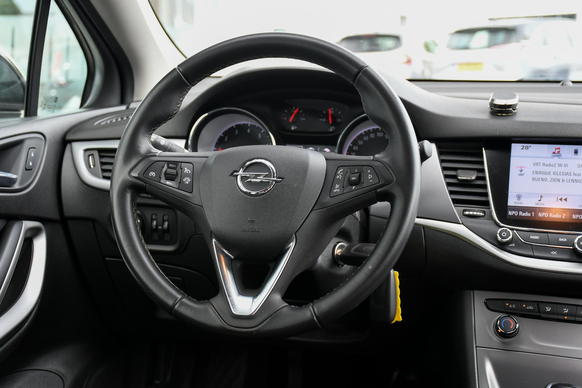 46075100-13.jpg