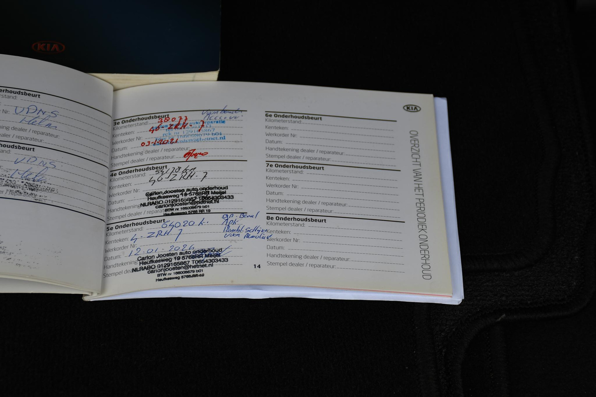 46214928-29.jpg