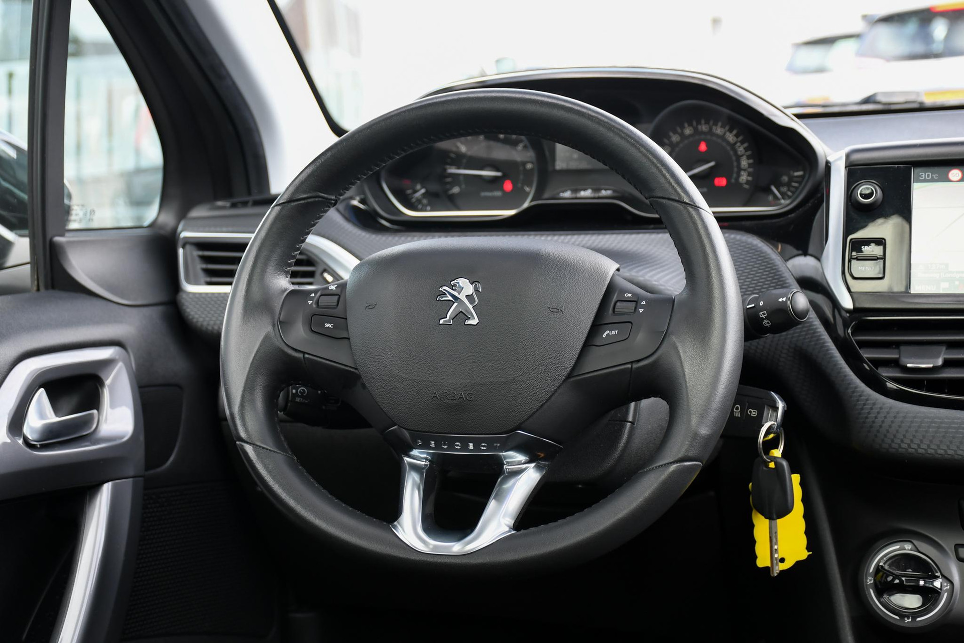 46271531-17.jpg