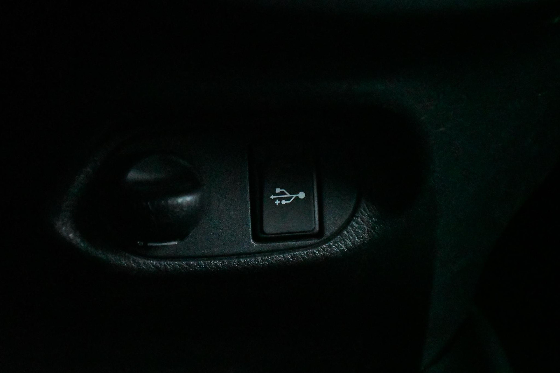 46686872-20.jpg