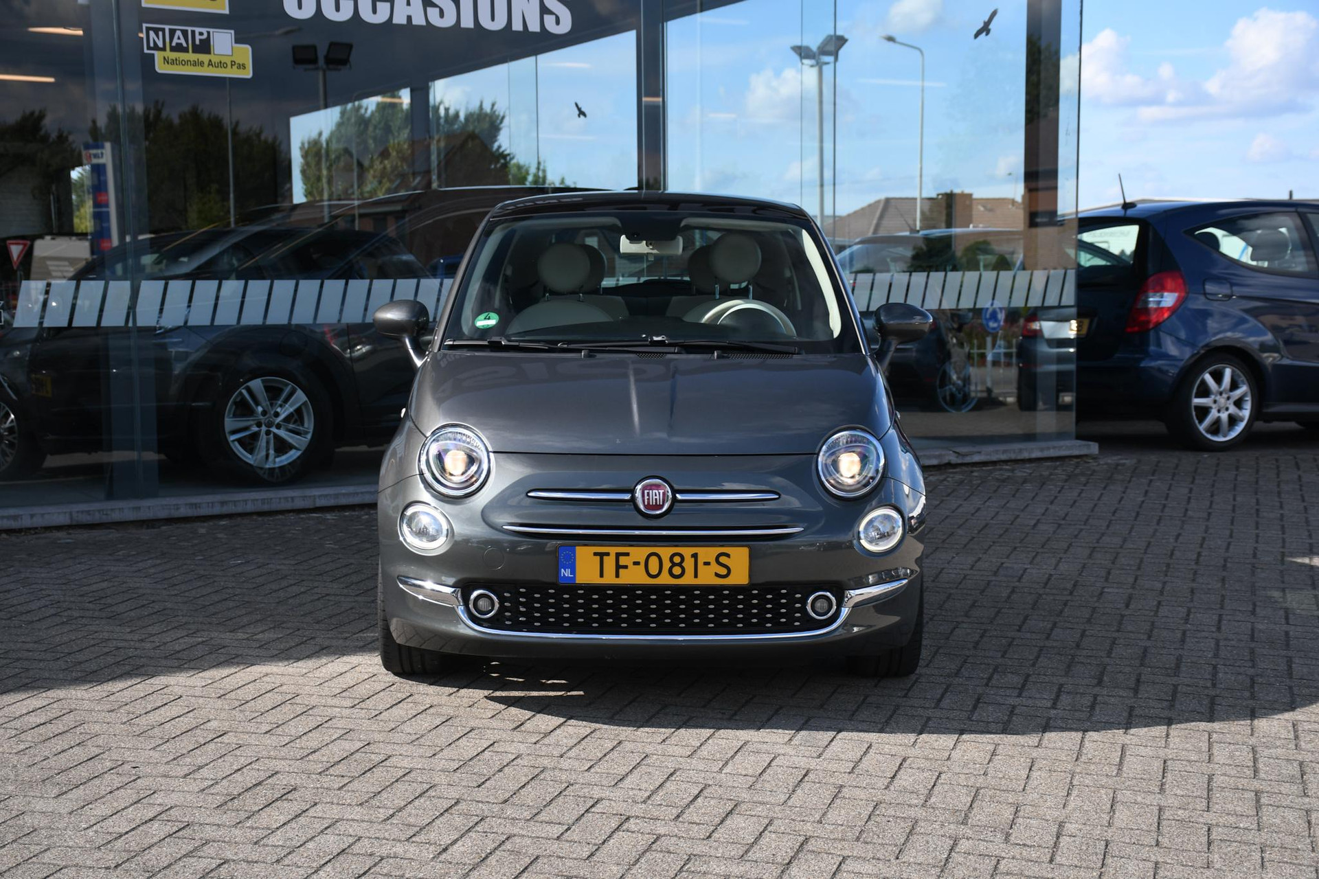 46694321-3.jpg