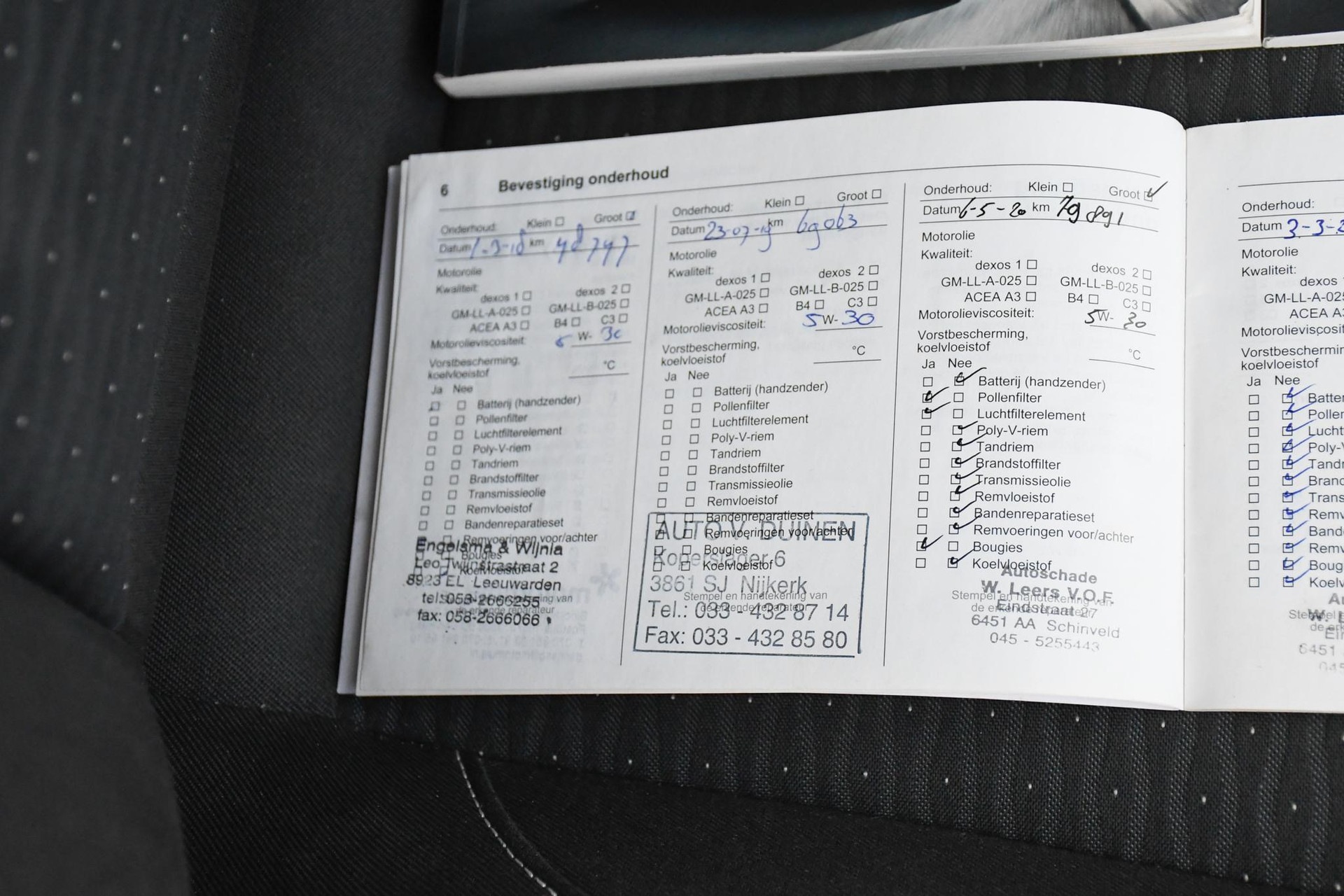 47070043-34.jpg