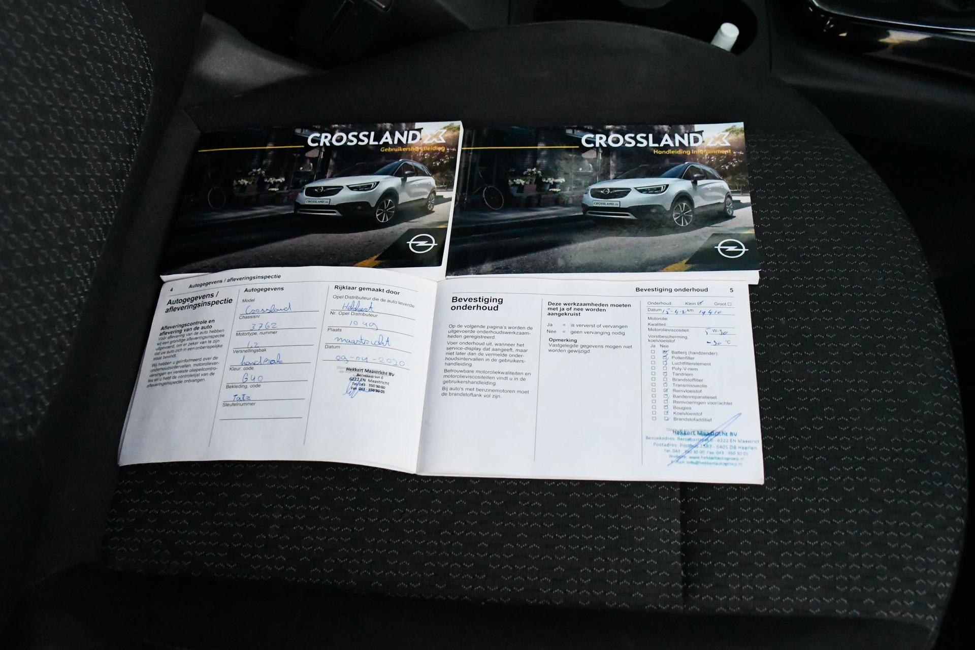 47070552-27.jpg